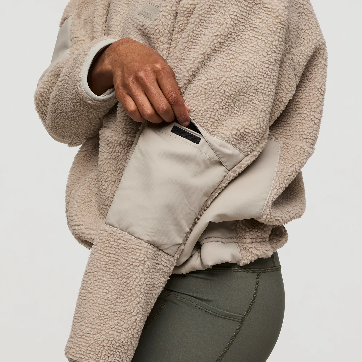 Bacano Fleece Jacket - Women's - Image 25