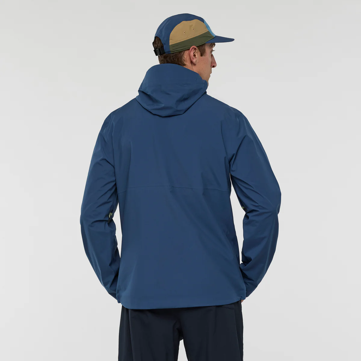 Impermeo 3L Hooded Shell Jacket - Men's - Image 26