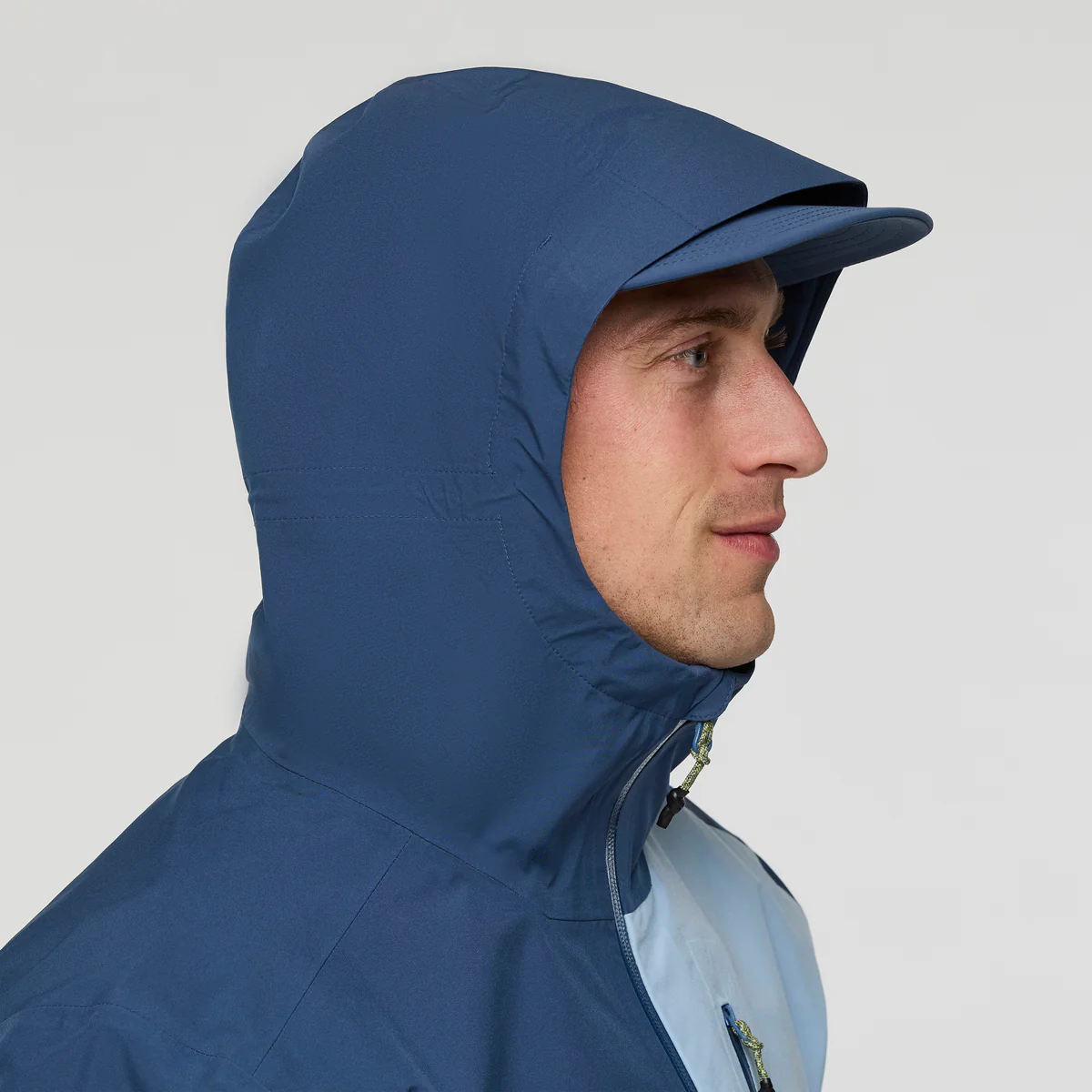 Impermeo 3L Hooded Shell Jacket - Men's - Image 28