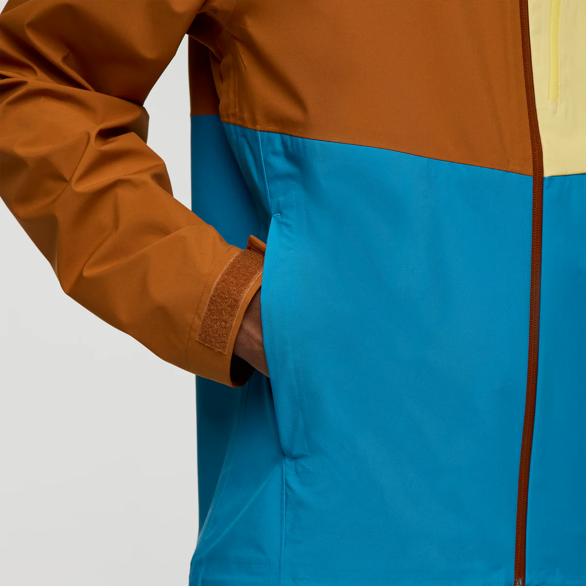 Impermeo 3L Hooded Shell Jacket - Men's - Image 6